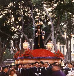 Primera procesión como Hermandad agrupada 1997